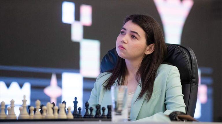 Путин поздравил шахматистку Горячкину с победой на ЧМ по рапиду в Дохе