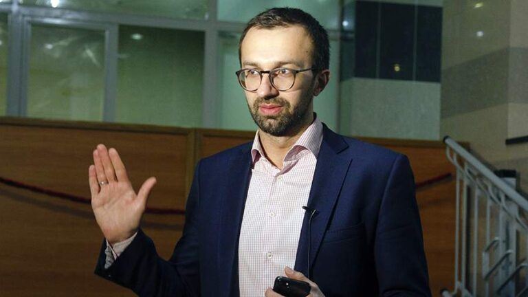 На Украине уволили советника главы офиса Зеленского Сергея Лещенко