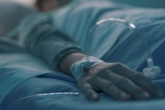 Россиянин пережил кому и очнулся без паспорта во время отдыха в Египте