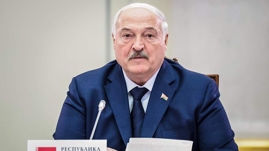 Лукашенко подписал указ о помиловании более 20 человек