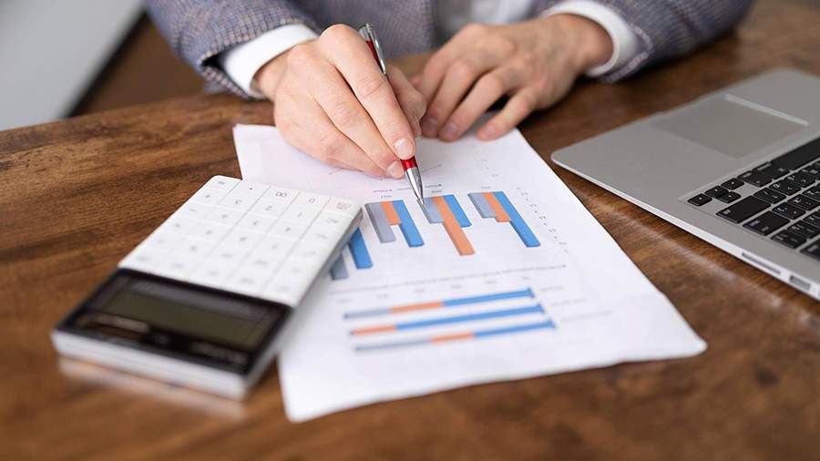 Эксперт заявила о глубоком кризисе в ЕС из-за провала с репарационным кредитом