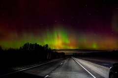 Россиянам раскрыли стоимость поездок к северному сиянию