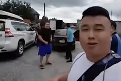 Иностранных блогеров выгнали с Урала за съемку контента о пьющих русских деревнях